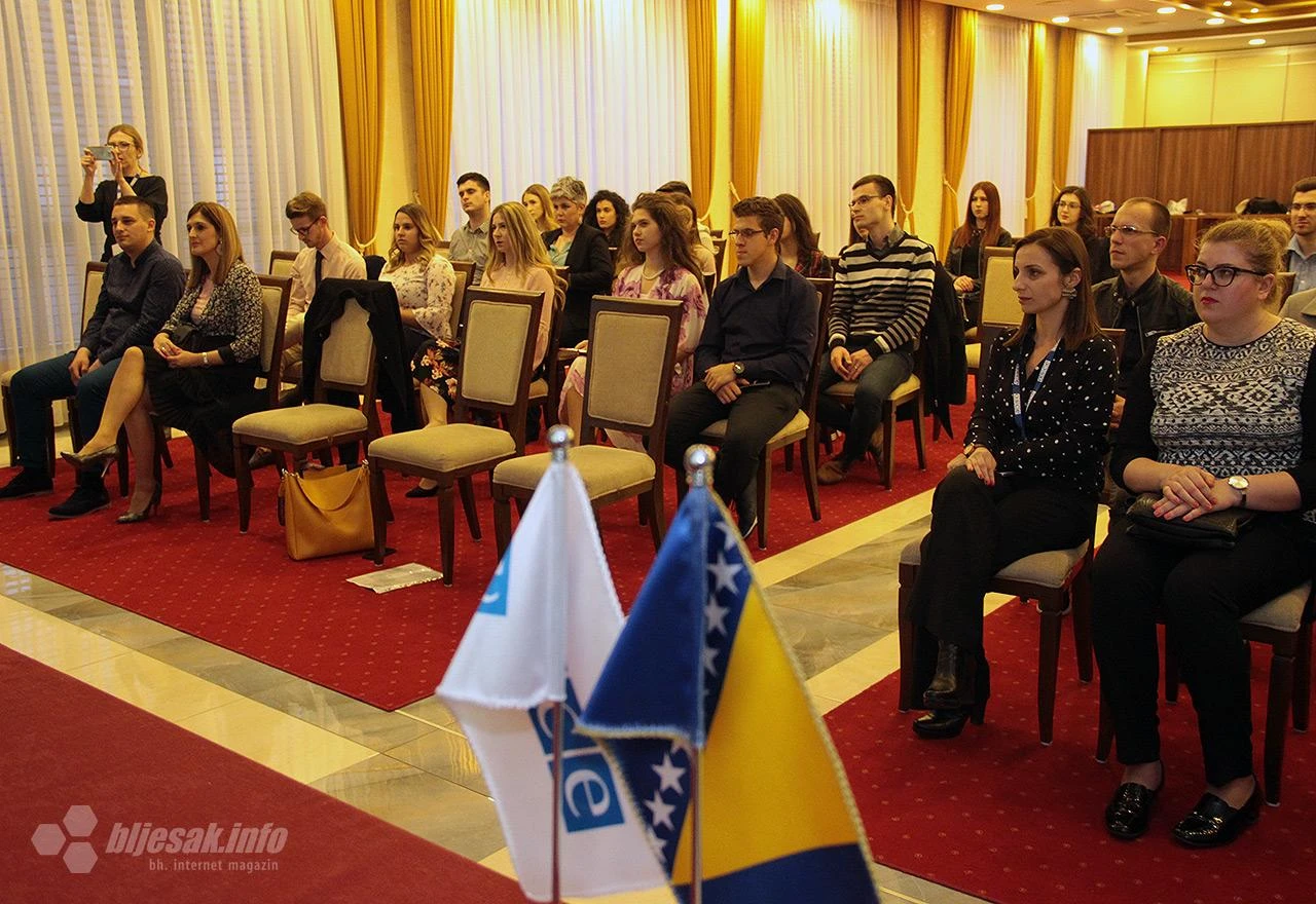 Debata u Mostaru: Pravednom svađom se može učiniti nešto za BiH