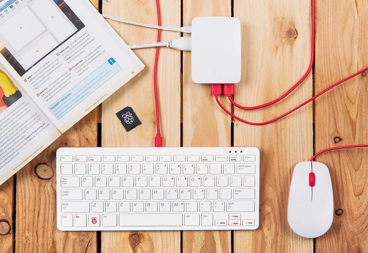 Raspberry Pi dobio službenu tipkovnicu i miša