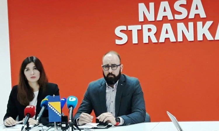 Isključena Komšićeva stranka