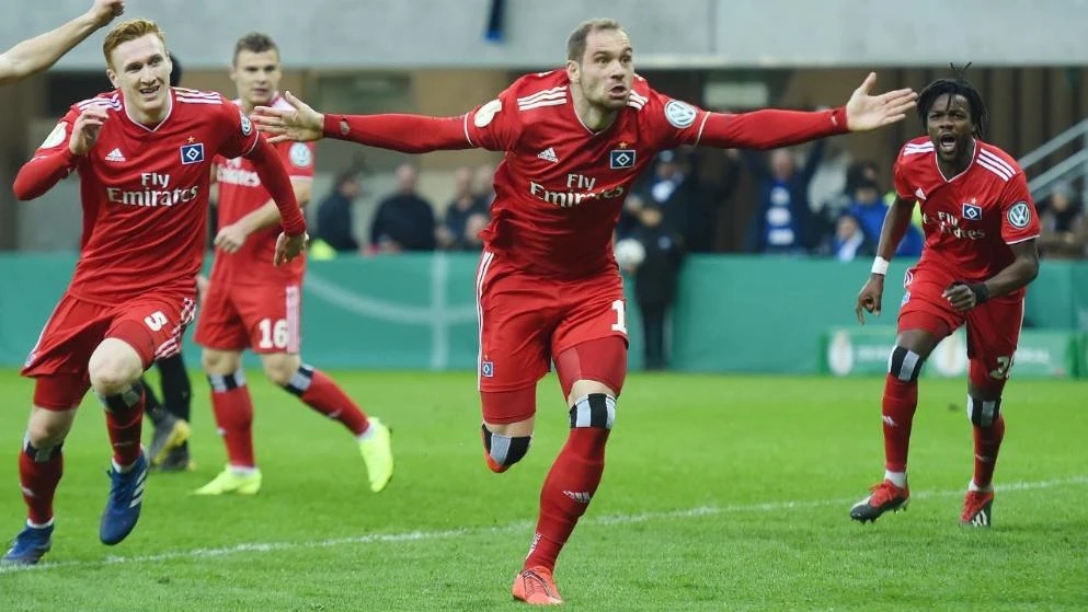 U Njemačkoj HSV i Leipzig u polufunalu kupa, u Francuskoj Rennes u finalu