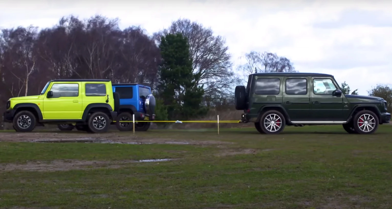 Pogodite pobjednika: Mercedes G 63 AMG protiv čak tri Suzuki Jimnya 