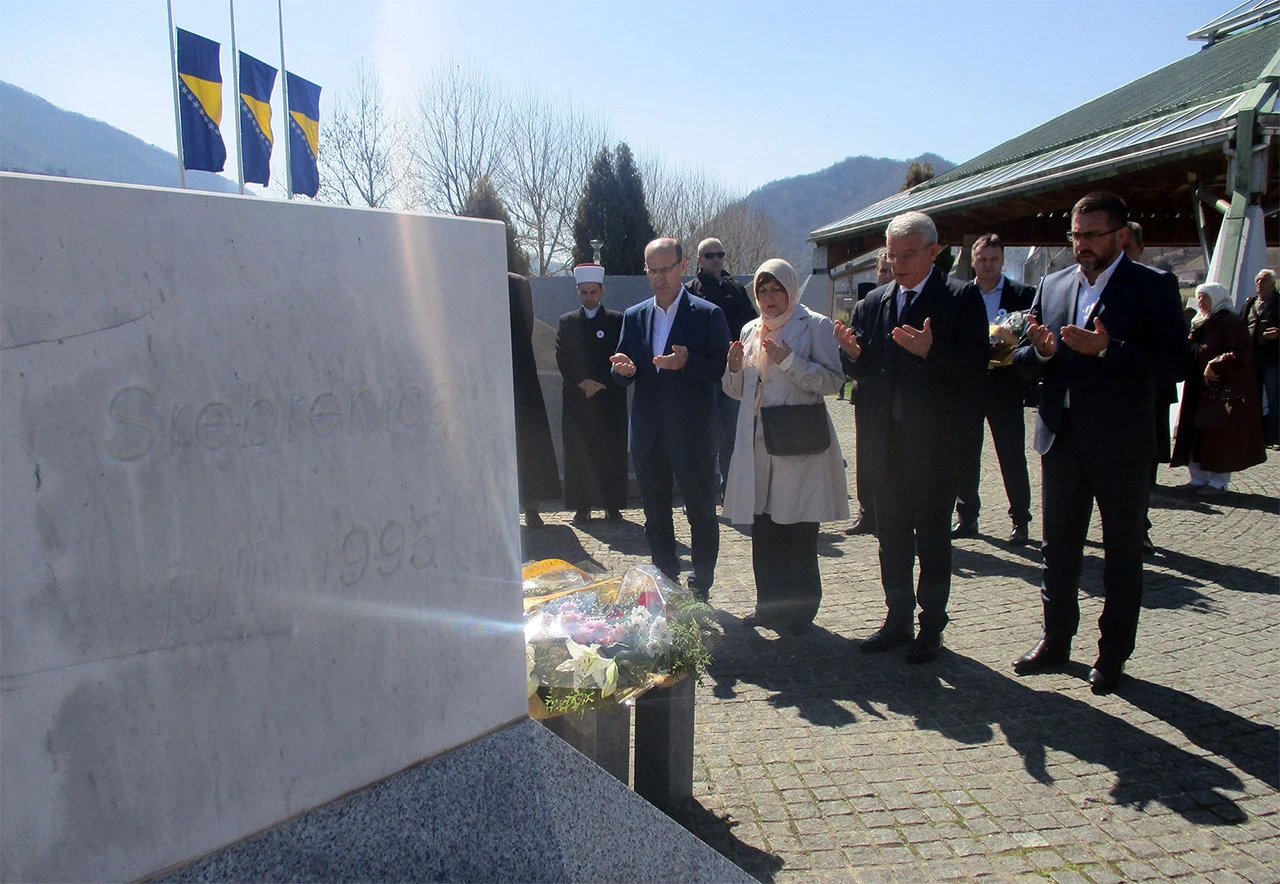 Džaferović: Nije civilizacijski osporavati genocid niti glorificirati zločince