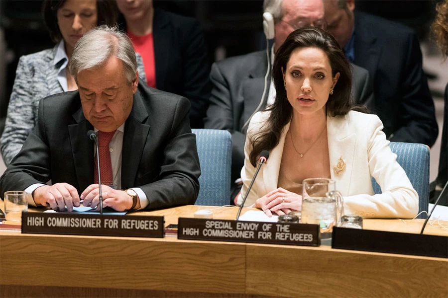  Angelina Jolie za veći broja žena u misijama UN-a