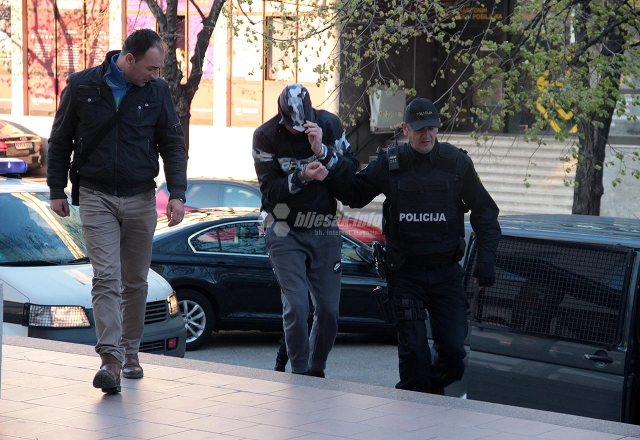 Široki Brijeg: Mjesec dana pritvora za prevarante iz Foče