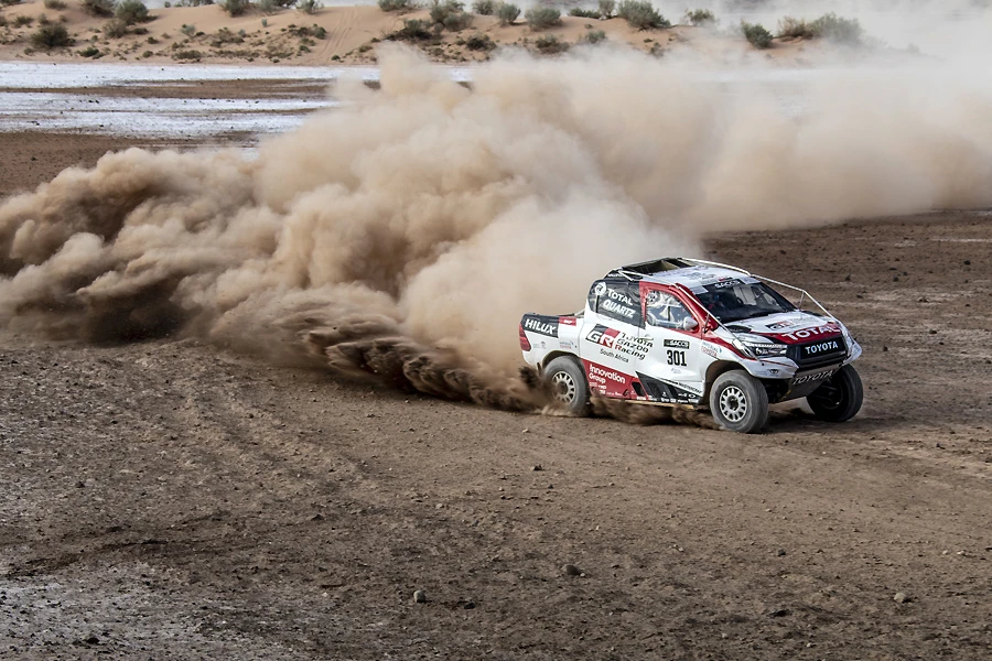 VIDEO | Fernando Alonso testirao pobjednički Dakar Hilux 