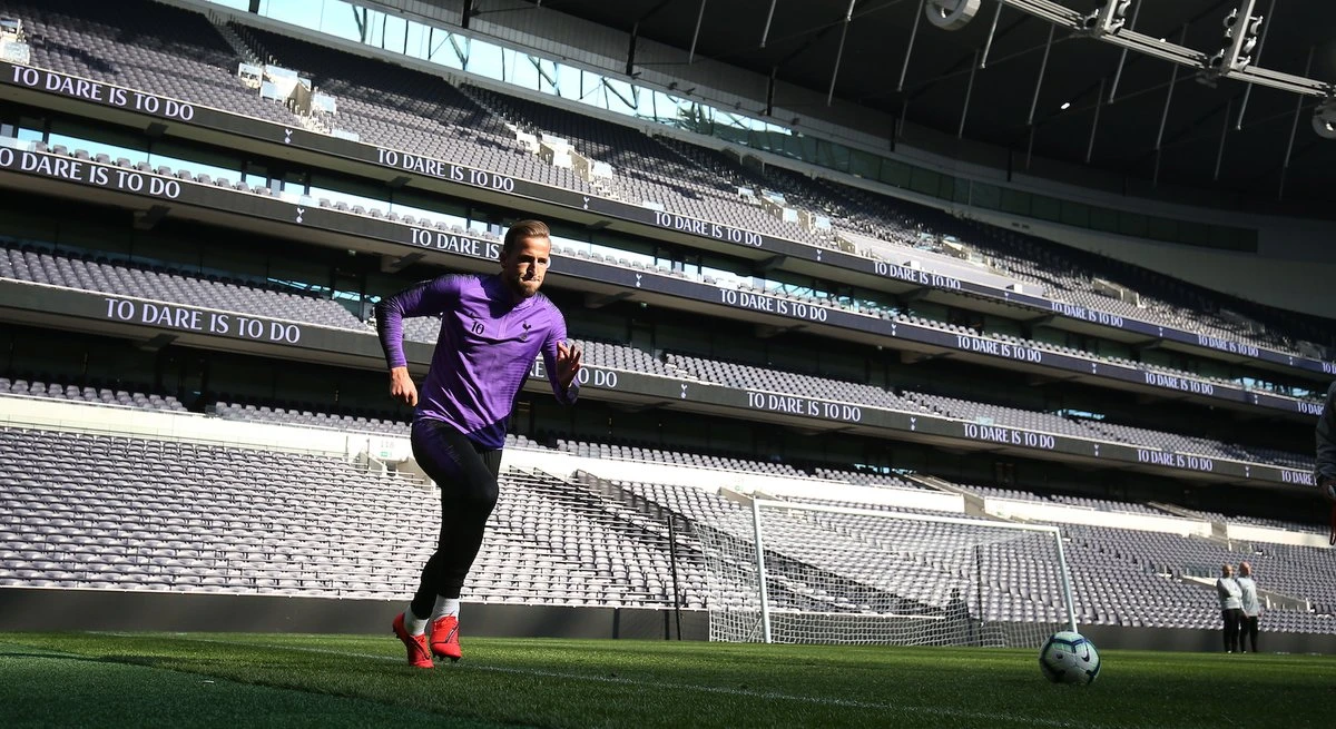 Nogometaši Tottenhama prvi put trenirali na novom stadionu