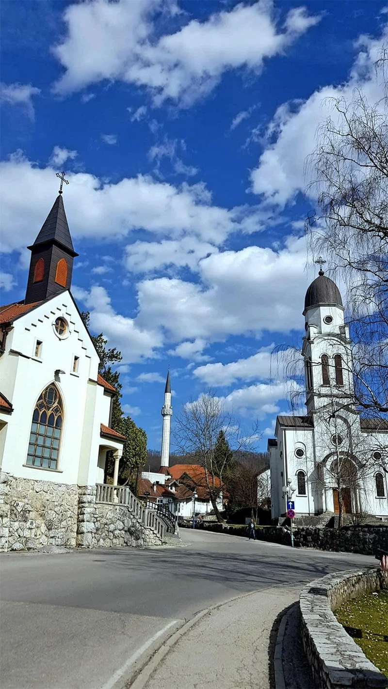 Burek, Burek, Бурек: Multikulturalna Bosna i Hercegovina