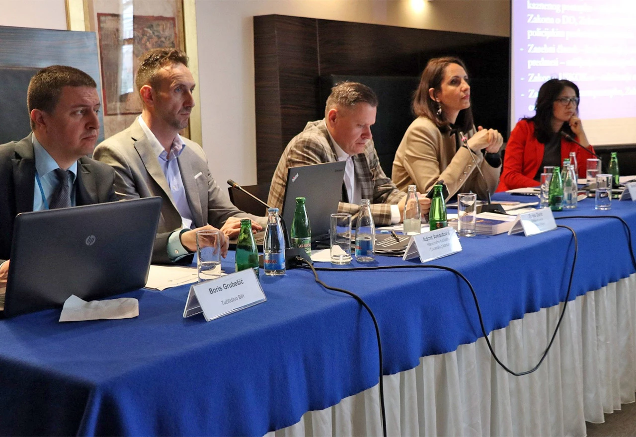 Pravda nije u potpunosti zadovoljena ako javnost ne zna da je ona zadovoljena