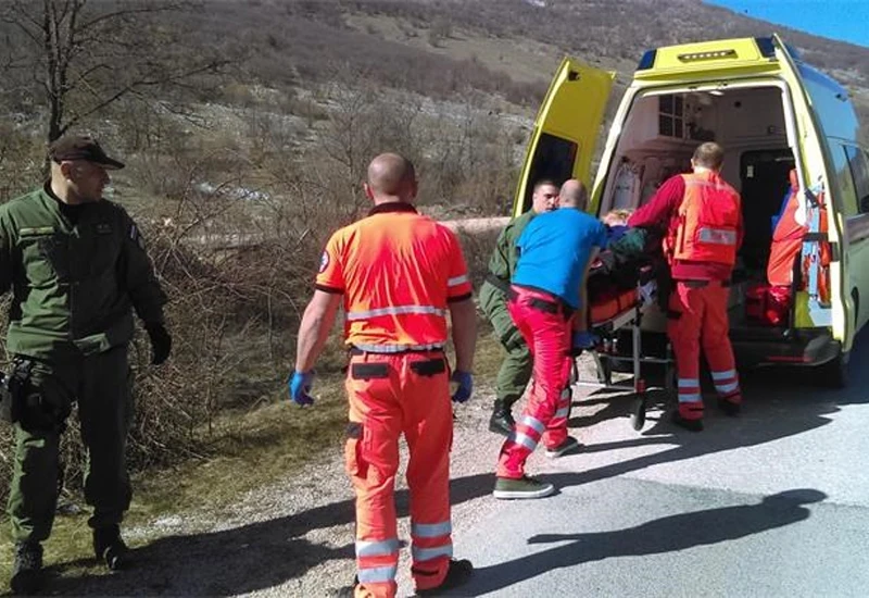 Spašena trudnica koja se nalazila s grupom migranata između RH i BiH