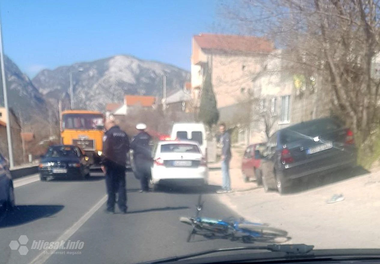 Mostar: U prometnoj nesreći ozlijeđen dječak