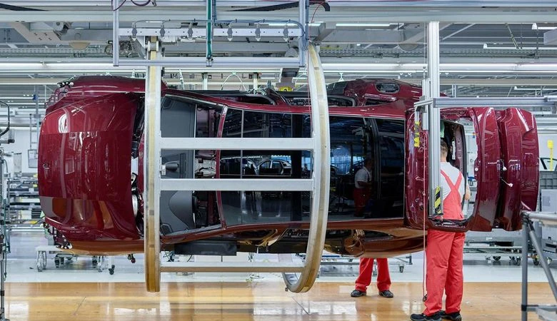 Ugledni proizvođač automobila časti radnike bonusom od čak 9700 eura!