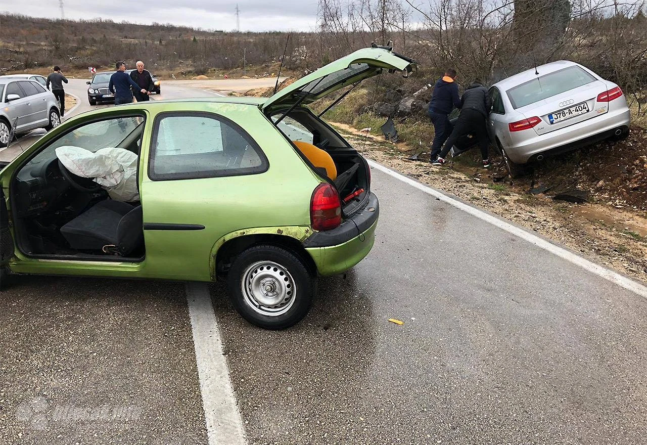 Čula: Dvije osobe ozlijeđene u prometnoj nesreći