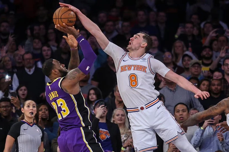 Hezonja blokirao Jamesa za pobjedu Knicksa