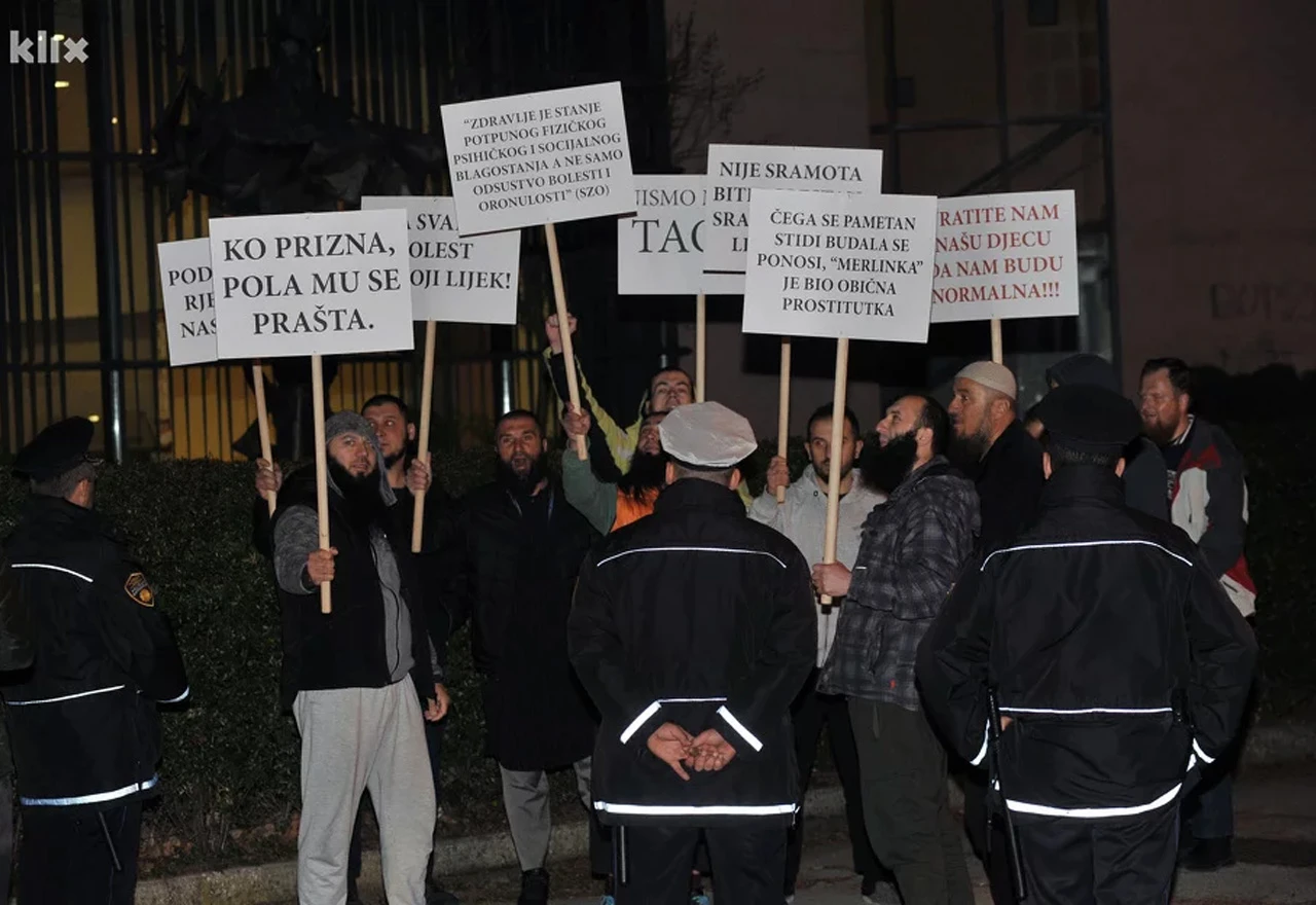 ''Allahu ekber'' protiv festivala u Tuzli