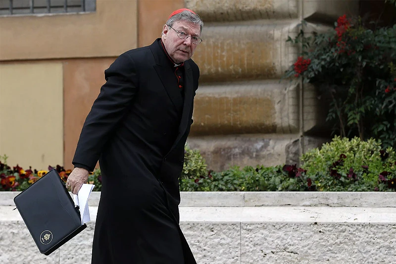 Bivši papin rizničar osuđen na šest godina zatvora zbog seksualnog zlostavljanja dvojice dječaka