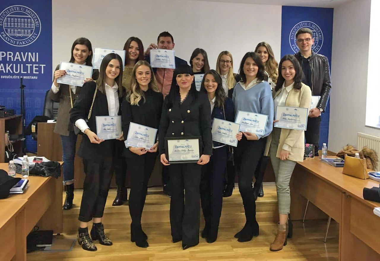 ELSA Mostar: Prvi put organiziran seminar gdje su predavači bili studenti