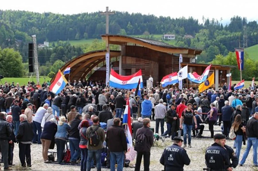 Na Bleiburg samo s vjerskim obilježjem