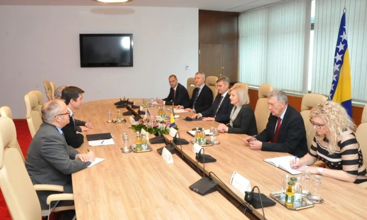 ''Bitna su ekonomska, a ne politička pitanja u BiH''