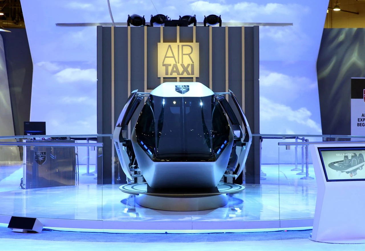Prvi leteći automobili kreću u promet 2023. godine