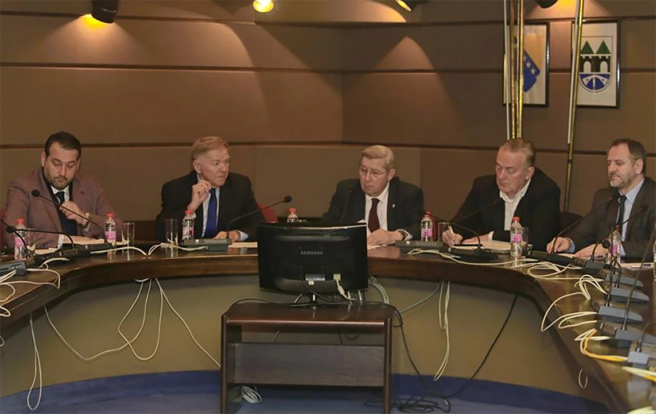 Bh. intelektualci traže istinito izvještavanje o tuzlanskoj Kapiji
