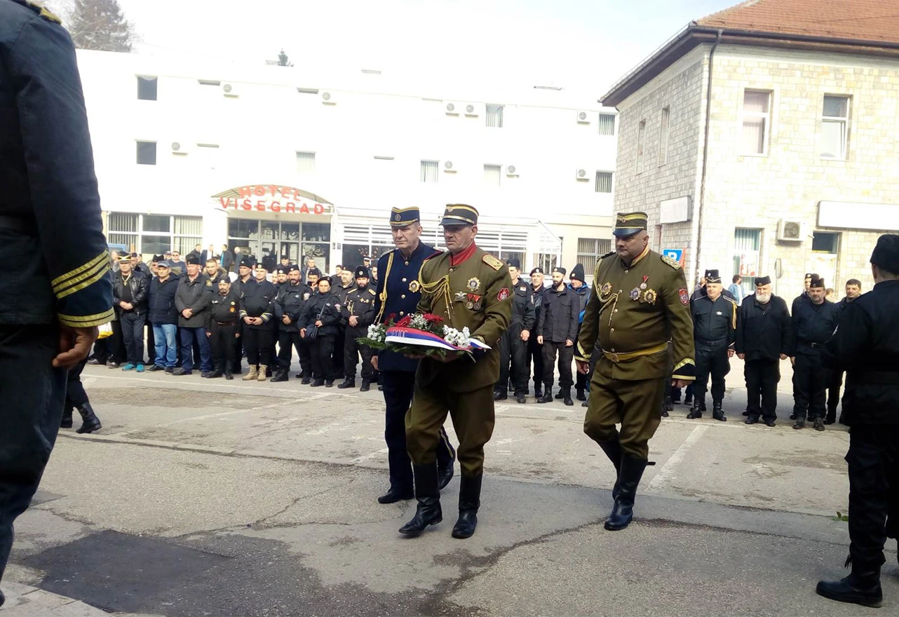 Tko je organizirao i kako je došlo do "prekograničnog" okupljanja četnika