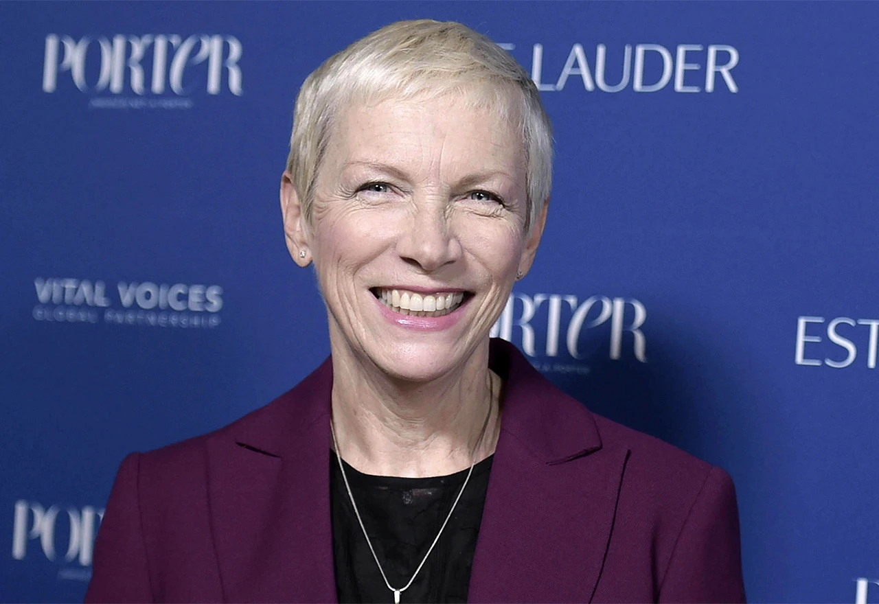  Annie Lennox objavila video o globalnom feminizmu 
