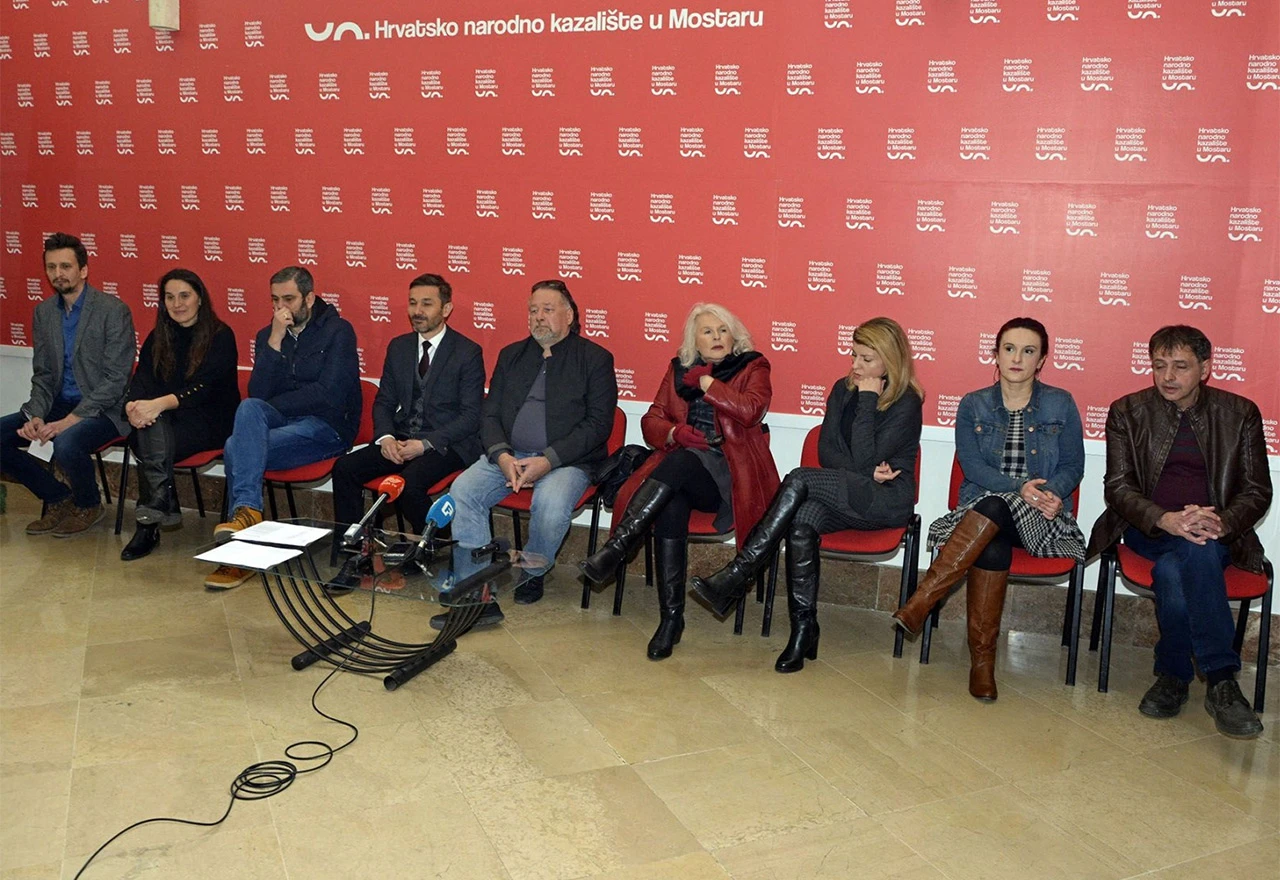 Uzbudljiva i potresna predstava na daskama HNK Mostar u čast Sande Krgo Soldo