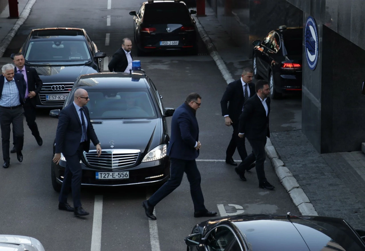 Neće ići: NATO je stao između trojke i vlasti