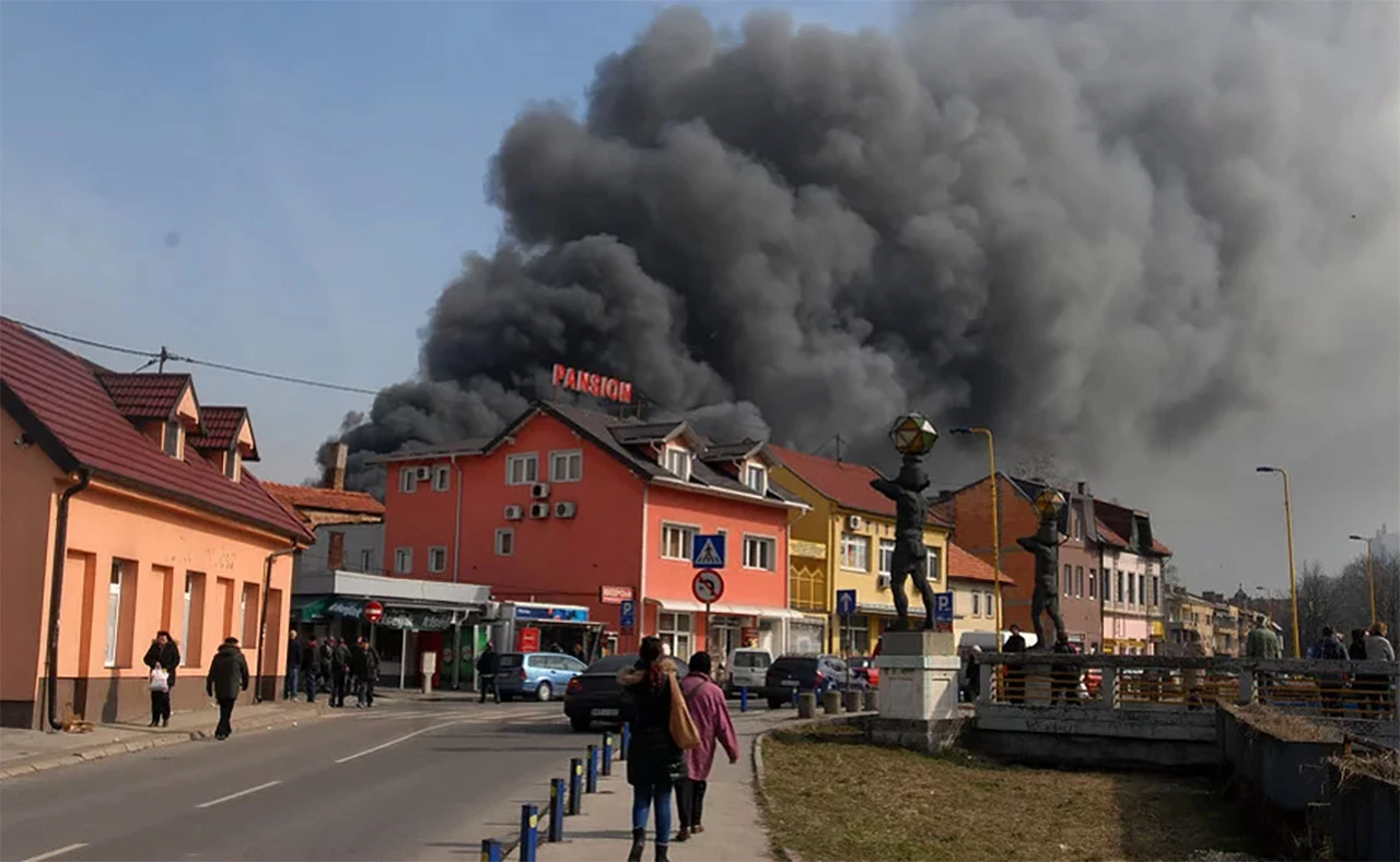 Tuzla: Dvadesetak osoba završilo na hitnoj