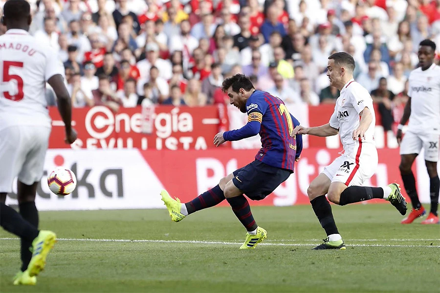Messi 'hat-trickom' srušio Sevillu