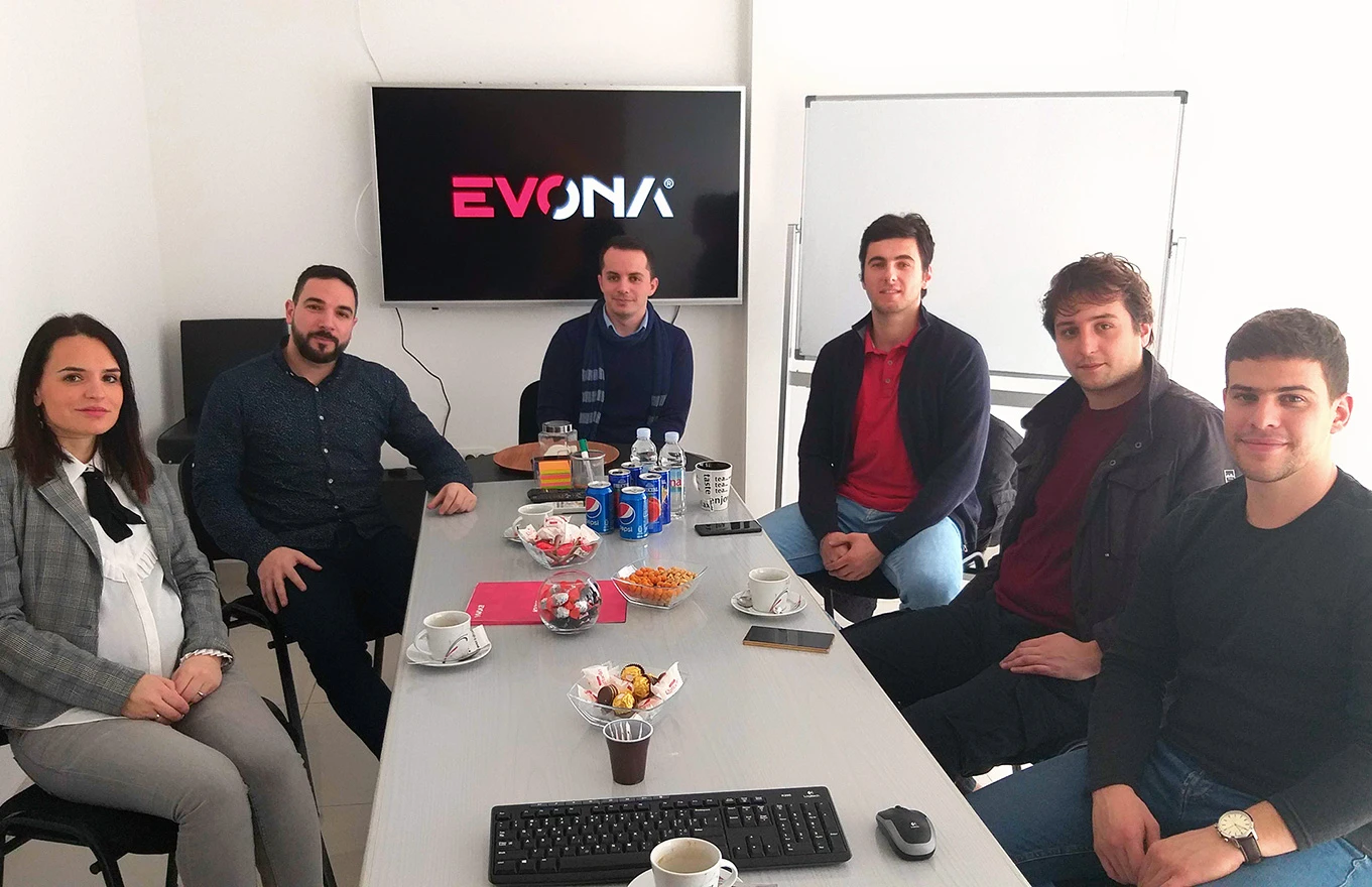 Studentskom praksom u Evoni brže do zaposlenja