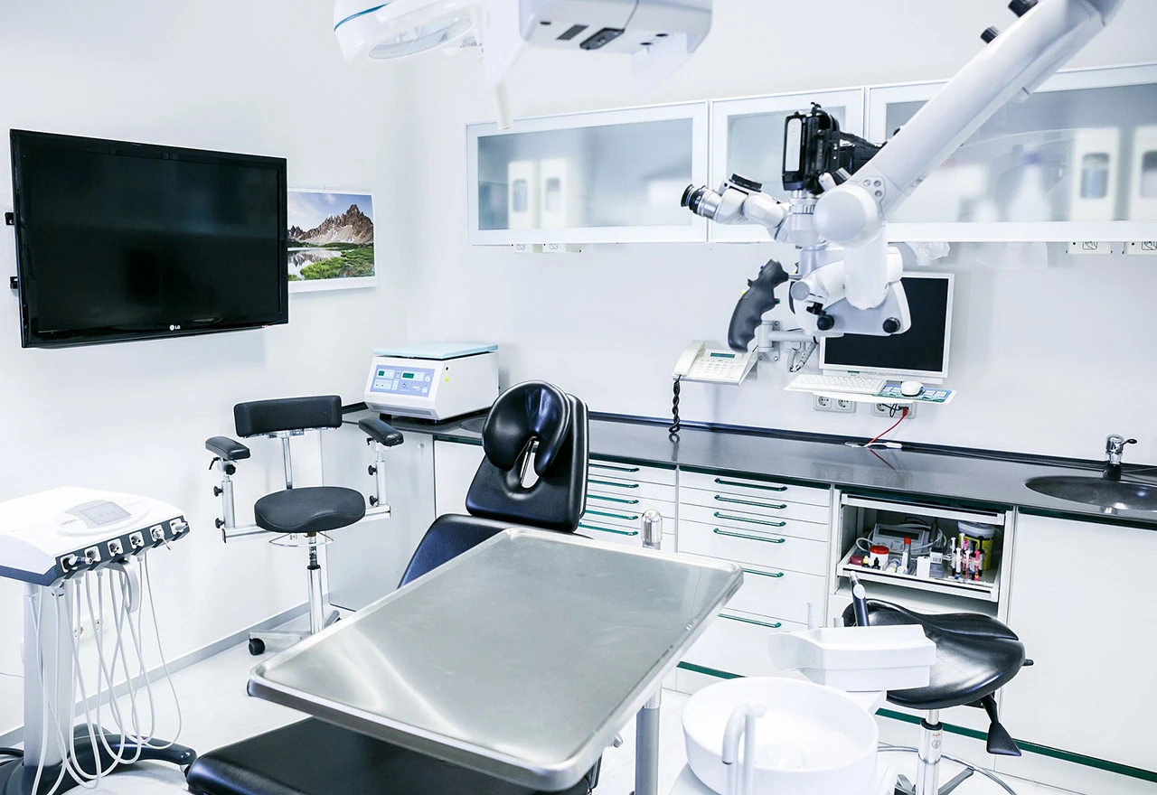 Oprema se sveučilišna Poliklinika za dentalnu medicinu