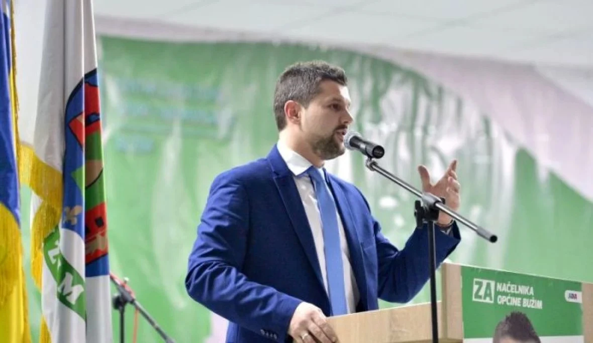 Mladi kandidat SDA proglasio izbornu pobjedu u Bužimu