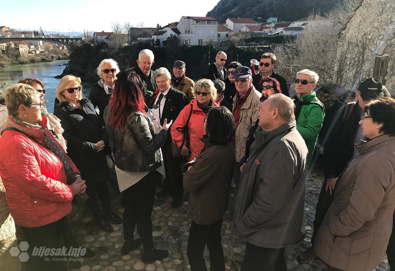 FOTO | Stari grad pun turista