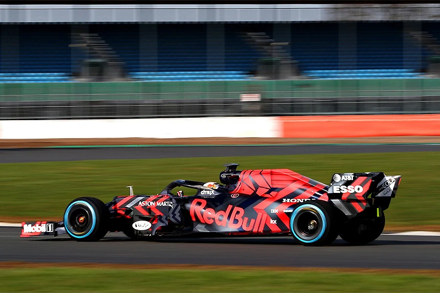 VIDEO | Red Bull mijenja boju