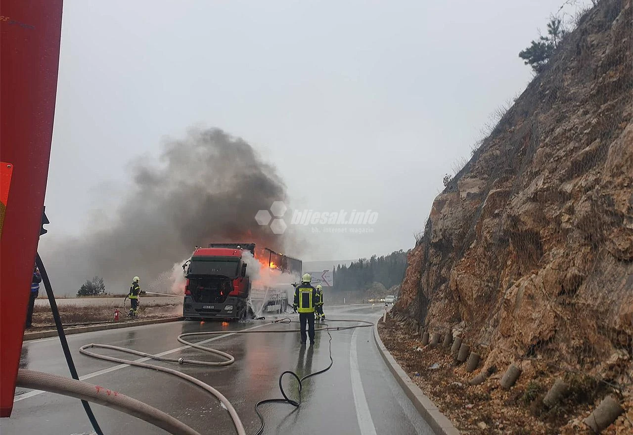 VIDEO | Međine: Zapalio se kamion