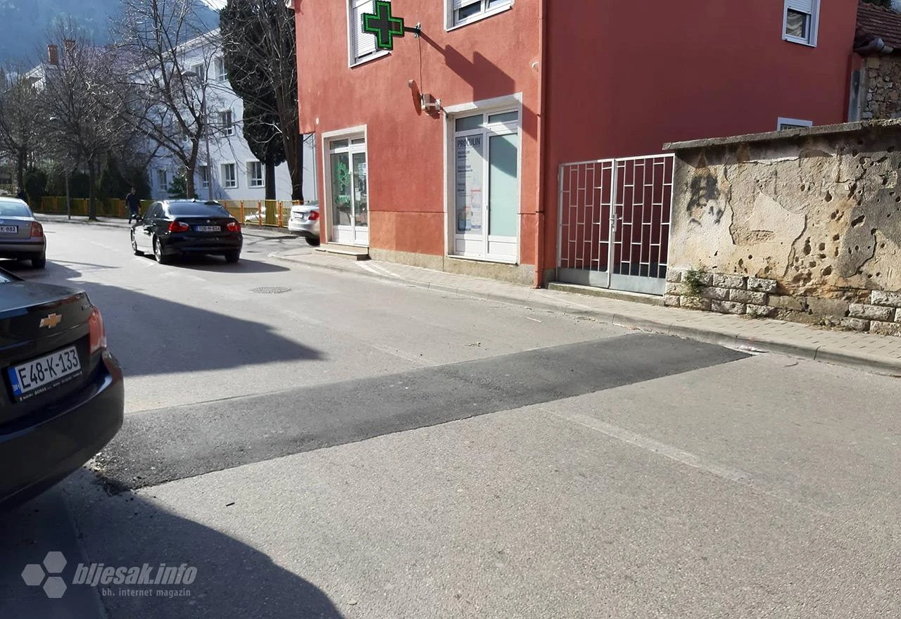 Mostar: Nakon dvije godine vraćeni ležeći policajci kod Prve osnovne