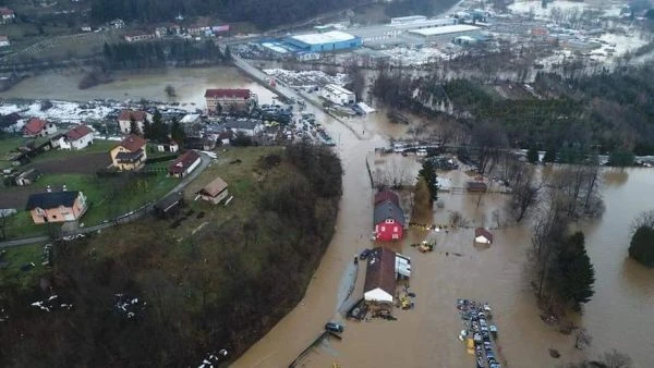 Crveni križ FBiH: Dostavljena pomoć u Busovaču
