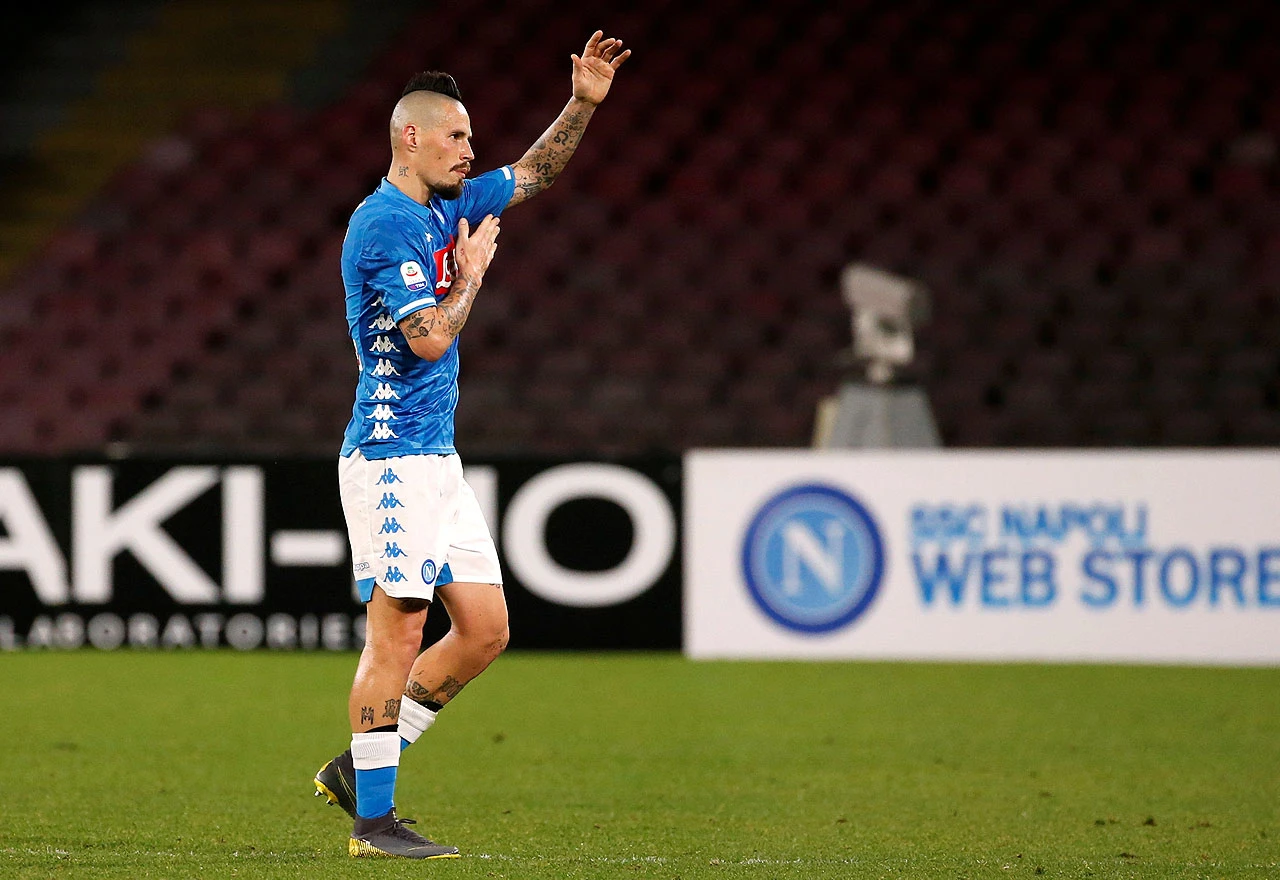 Marek Hamšik seli u Kinu