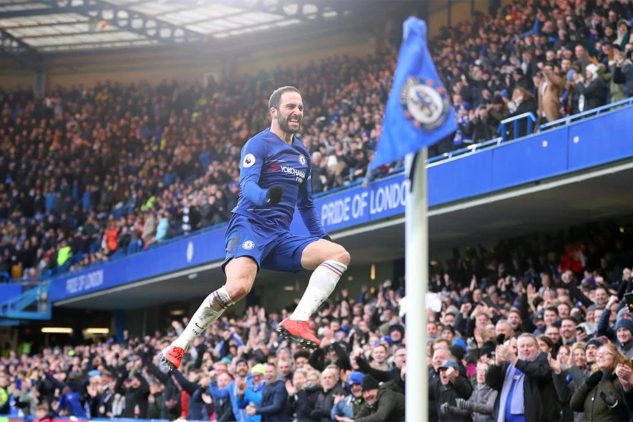 Petica Chelseaja, dva pogotka Higuaina