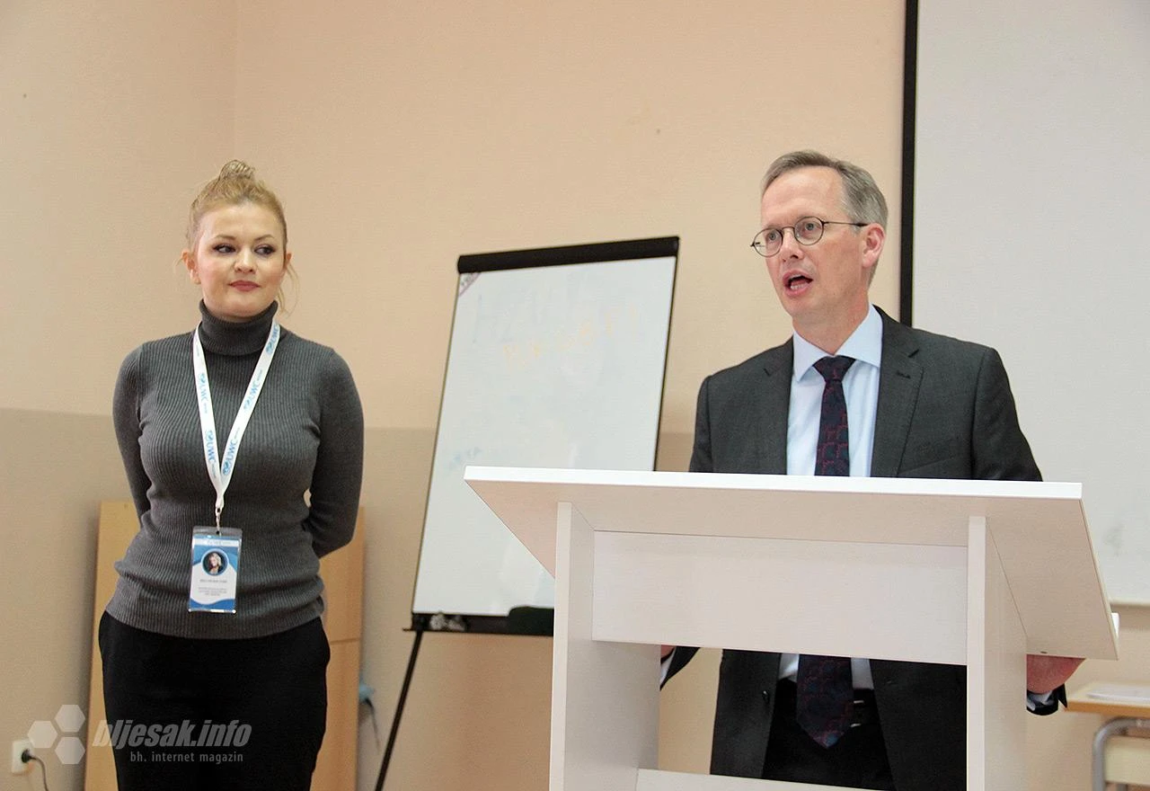 Mostarski Koledž otvorio vrata novim učenicima