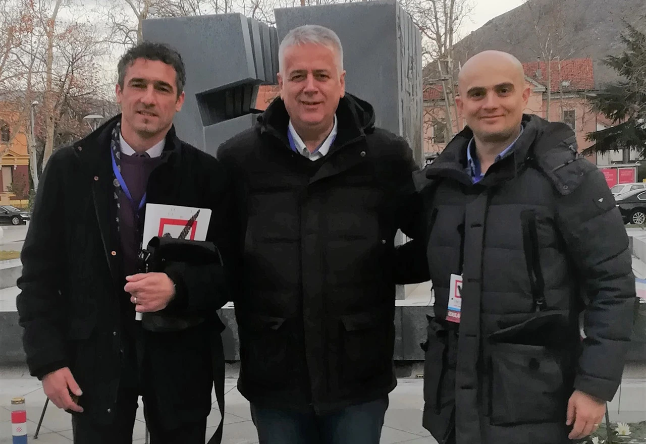 Diskriminiraju ga Bošnjaci, ne žele ga ni 'njegovi', ali Anto ne odustaje