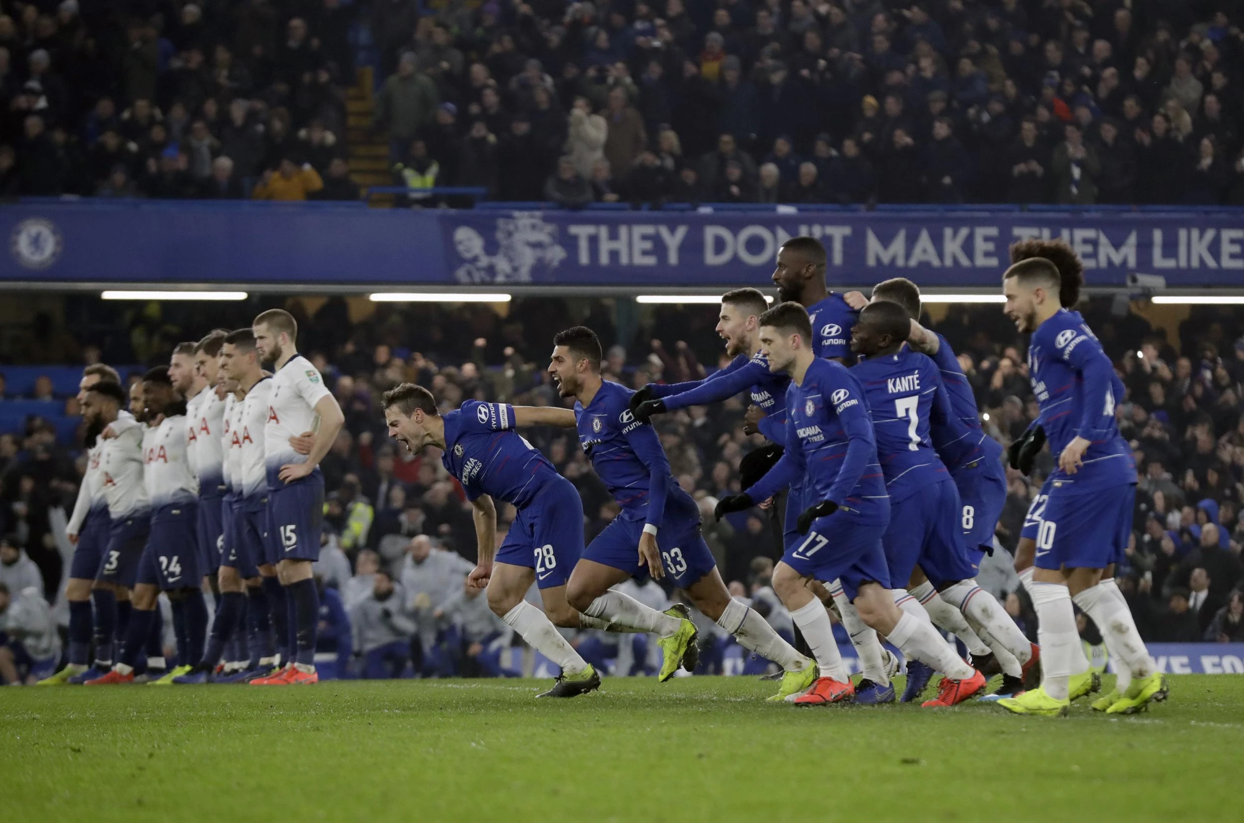 Chelsea nakon boljeg izvođenja jedanaesteraca do finala Liga kupa