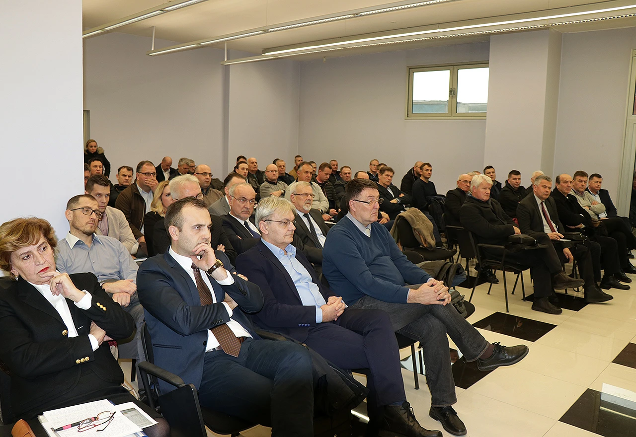 Gospodarstvenici u FBiH plaćat će samo pet posto skuplju struju