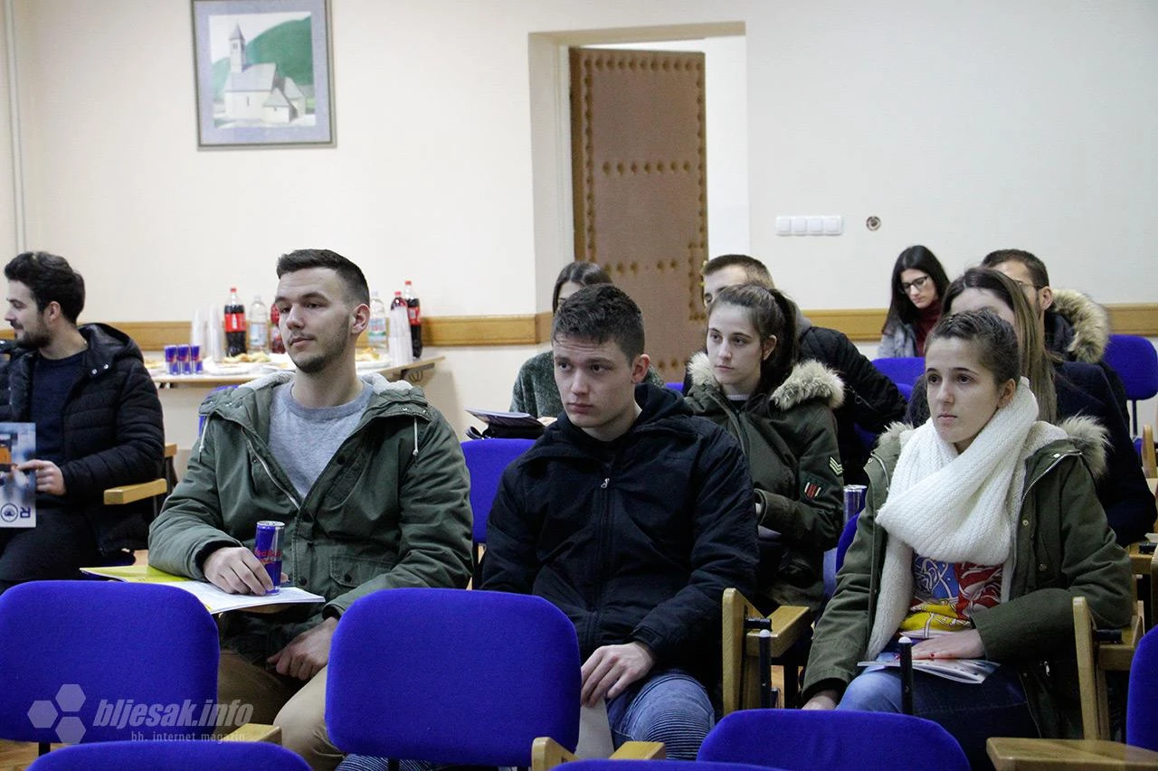 Mostar: Predstavljeno četvrto izdanje studentskog ROBOT-a
