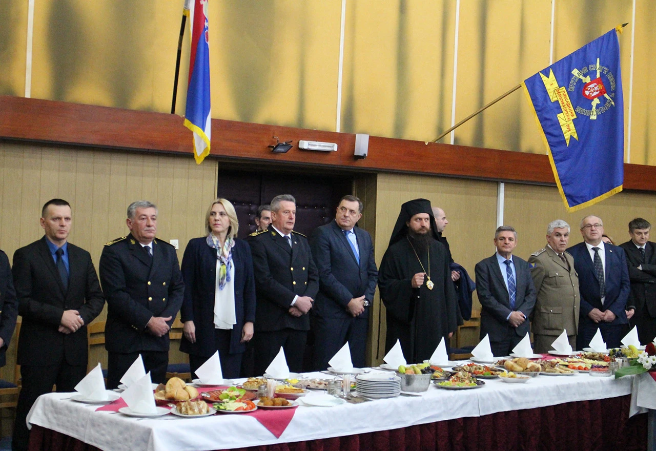 Zapovjedništvo Šeste pješadijske brigade OS BiH organiziralo prijem povodom Božića