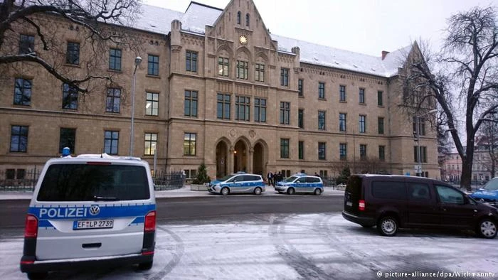 Bombaške prijetnje: Policija evakuirala njemačke sudove