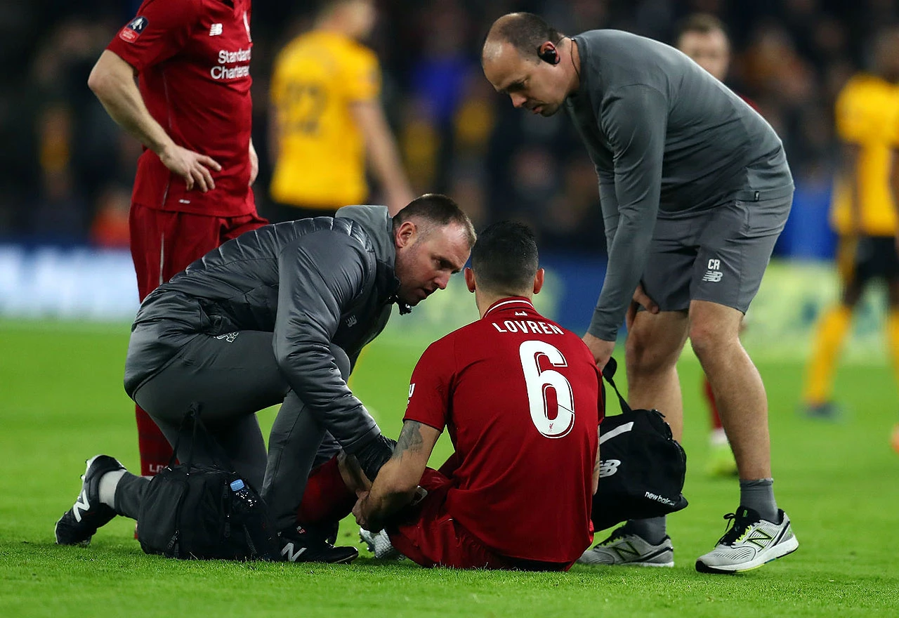 Wolvesi izbacili Liverpool, Dejan Lovren se ozlijedio