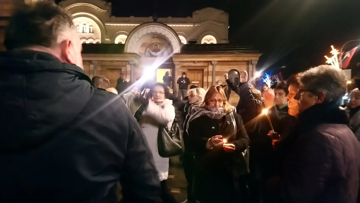 Novo okupljanje u Banja Luci, policija rastjerala okupljene