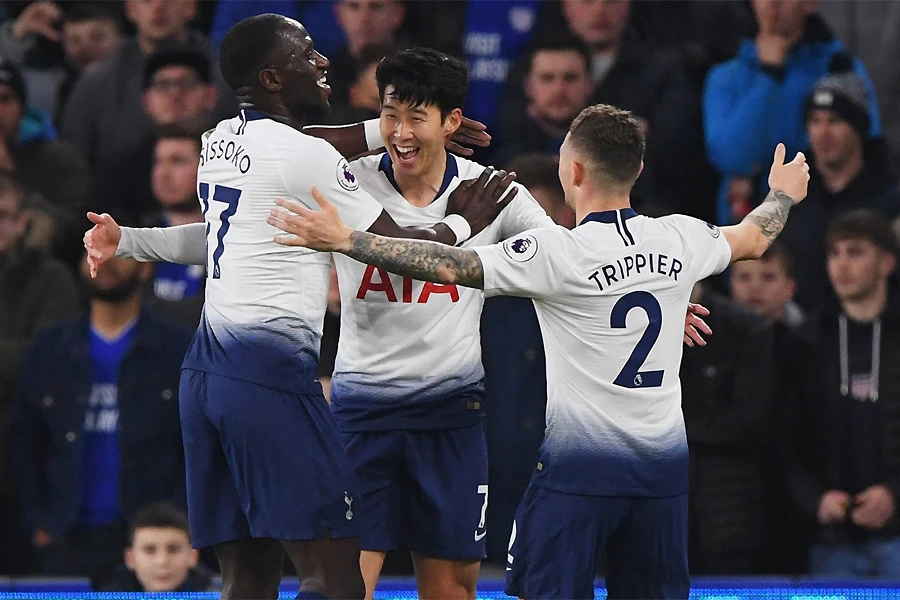 Tottenham lako protiv Cardiffa, Arsenalu londonski derbi